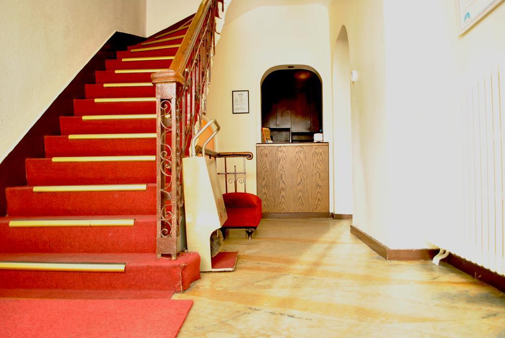 Otel Sisli Mls 2*